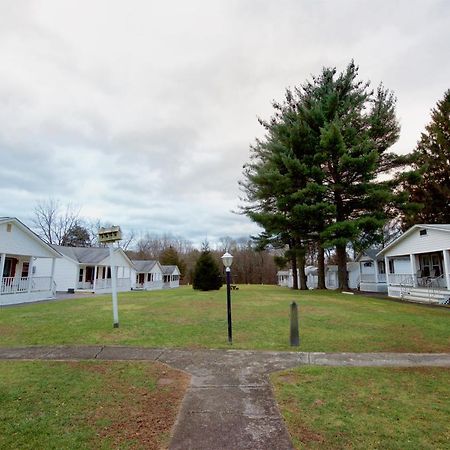 Myer Country Motel Milford Exteriör bild